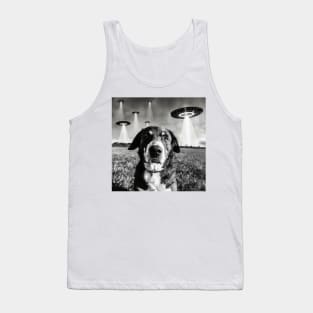 Dog Selfie With Aliens UFO Tank Top